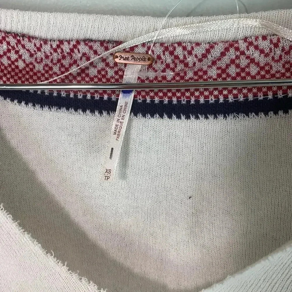 NWOT Free People Sweater Top Size xs/tp - Picture 3 of 6